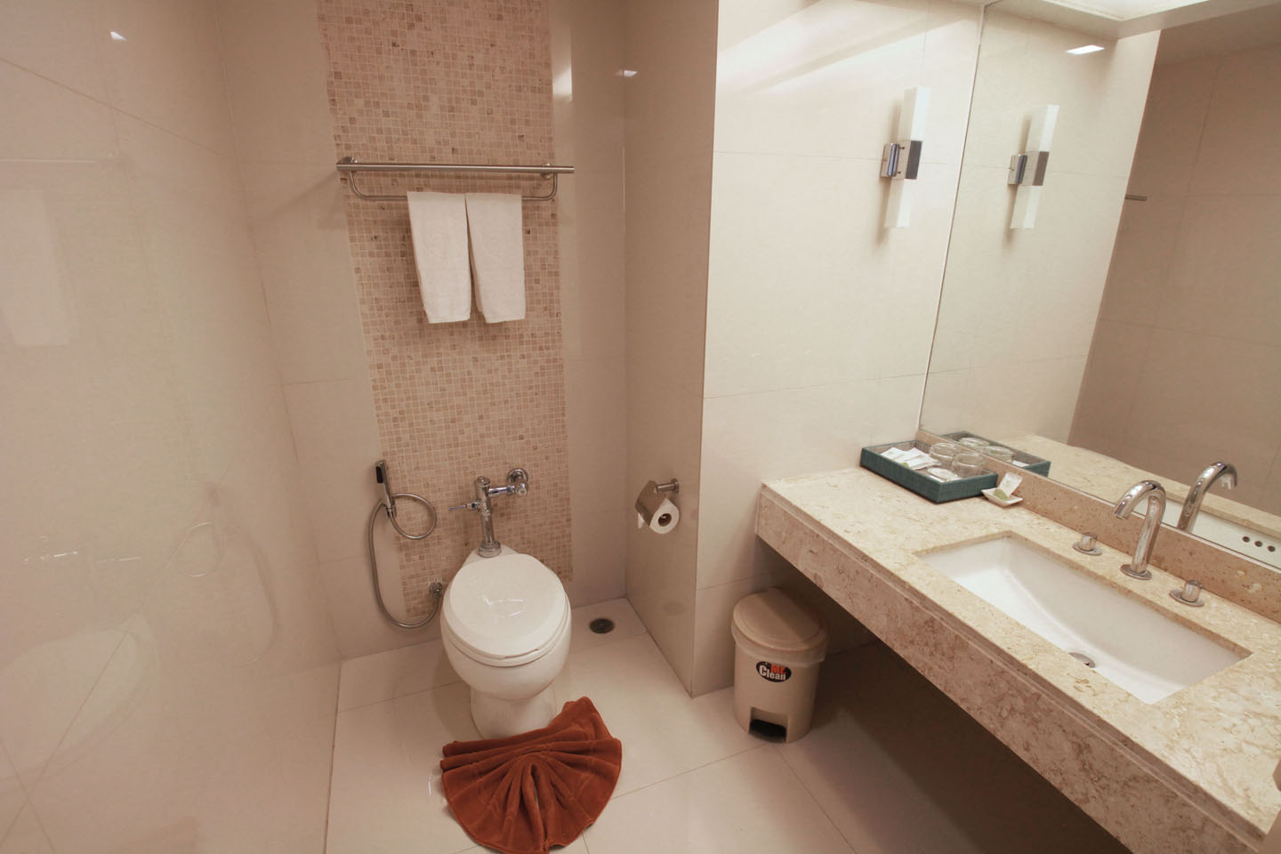 Embrace Suite 5